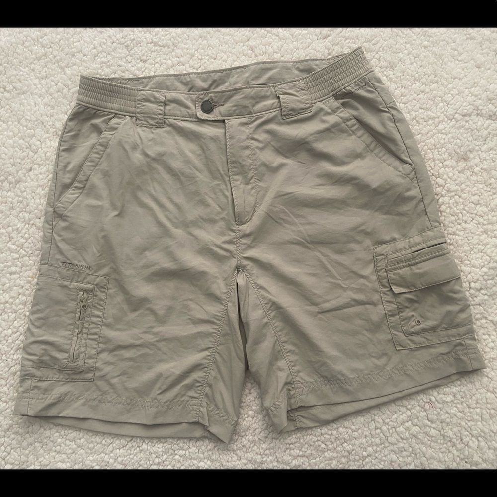 Columbia Titanium Shorts Hiking Shorts Size S